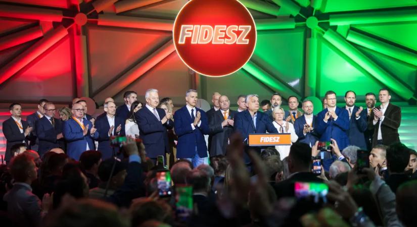 A Fidesz a német és szovjet megszálláshoz hasonlítja az Alaptörvény-módosítást
