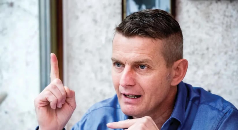 Kiverte a biztosítékot Szirtes Tamás napi 337 ezres fizetése – Rékasi Károly sem bírta ki szó nélkül!