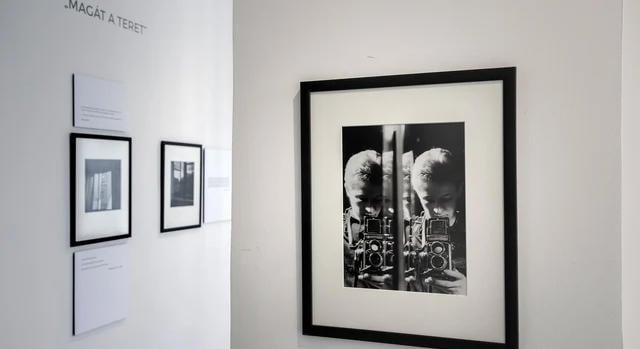 Emlékkiállítás nyílt Nádas Péter irodalmi és fotográfiai életművéből