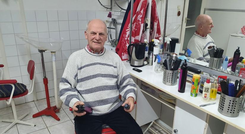 Végleg letette az ollót a frizurák mestere, Molnár Tamás fodrász