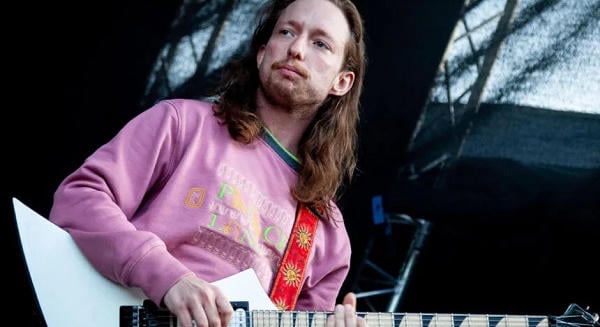 Mentális állapota miatt egyelőre nem állhat bíróság elé a Turnstile egykori gitárosa