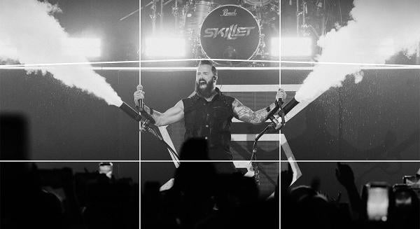 Skillet: a zenekar egyes keresztény bírálói úgy vélik, hogy „a zenéjük eleve tele van a Sátán erejével”