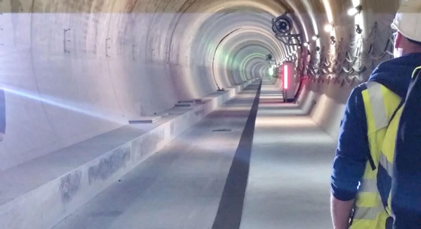 Óriási vasúti beruházás készül Ausztriában: Budapestnek is fontos lehet az új alagút – a hegy alatt már elkészült a gigantikus csatorna