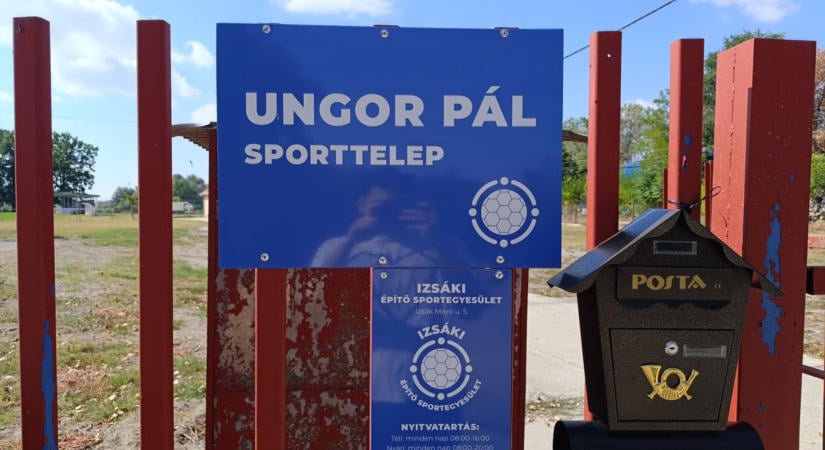 Újabb fejlesztés kezdődött az izsáki sporttelepen  fotók