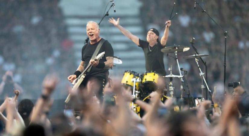 A Metallica több millió forintot adományozott egy magyar nőjogi szervezetnek