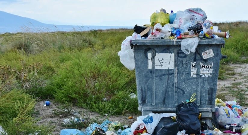 Több ezren tüntettek Zágrábban az illegális hulladéklerakás miatt