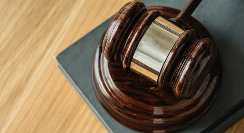 Milliárdos költségvetési csalás miatt emelt vádat az ügyészség