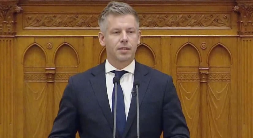 Magyar Péter: két és félmillió embernek csökken jövőre a személyi jövedelemadója
