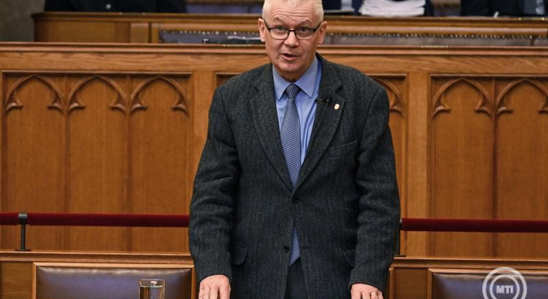 Kegyelmi ügy: Polt Pétert is szóra bírnák