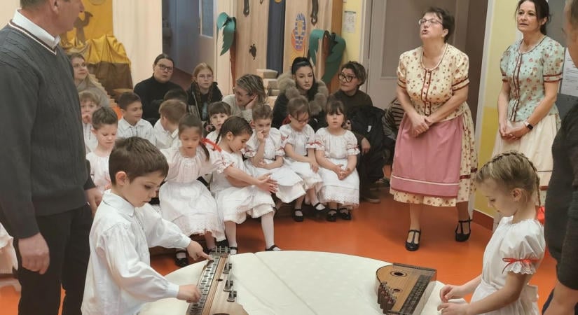A zengő-bongó világ rejtélyei: különleges utazásra indultak a zalai óvodások