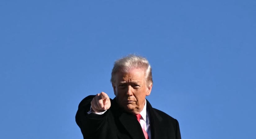 Trump az ostobaság csúcsait ostromolja, az osztrák-magyar határt messzire elkerülik a menedékkérők