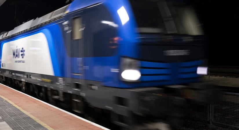 Egész éjjel 160-al száguldoztak a vonatok a Budapest-Belgrád vonalon: Vitézy Dávid elárulta, hogyan vizsgázott a rendszer
