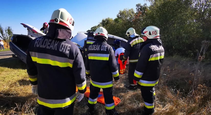 Szegednél oltottak a vásárhelyi tűzoltók