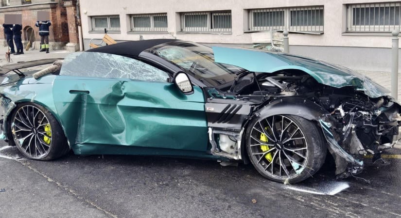 Folytatódott az Aston Martinos gázoló tárgyalása: kőszegi asszony hunyt el a tragédiában