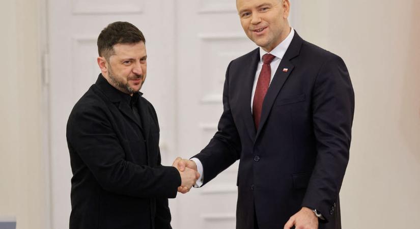 „Túl sok minden köti össze a két nemzetet ahhoz, hogy megengedhetnénk a közös örökség tönkretételét” – lengyel és ukrán főpapok sürgetnek megbélélést a két ország között