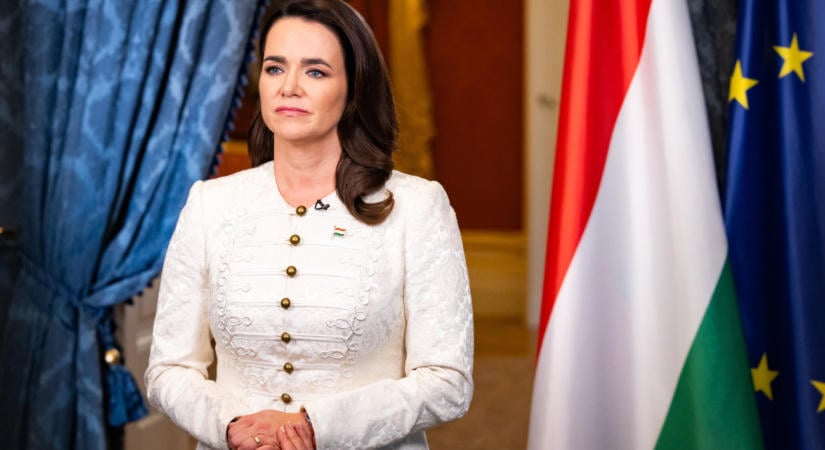 Novák Katalin lovashintót vitt volna III. Károlynak, végül más lett belőle