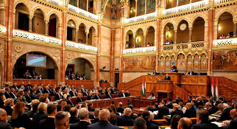 Megszavazta a parlament, hogy a javítóintézeteket a gyermekvédelemhez csatolják
