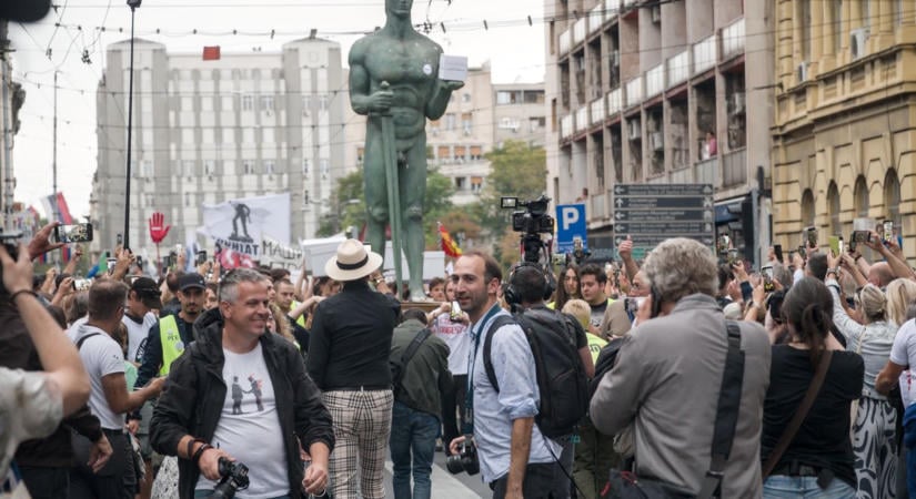 Tényleg veszélyben van a Vučić-rezsim? A szerbiai ellenzék előtt a magyar példa lebeghet