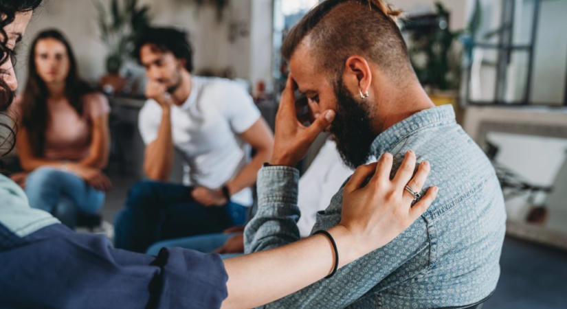 „Nem én voltam függő, mégis nekem kell meggyógyulnom” – függő szülők felnőtt gyermekei mesélnek
