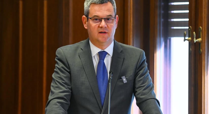 „Klasszik komcsi trükk ez is” – keményen reagált Takács Péter a napvilágot látott levelezésére