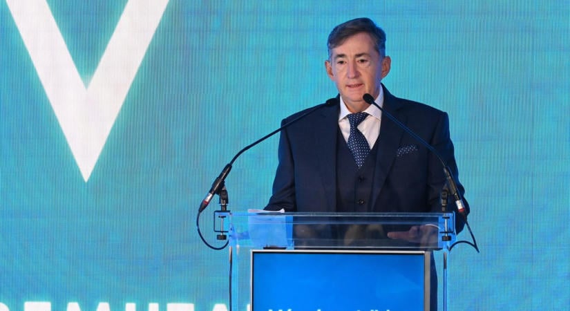 Megálljt parancsoltak Mészáros Lőrinc cégének, most takarhat, lezárhat és fizethet is