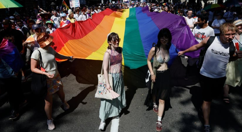 Új időpontban tartják a Budapest Pride felvonulást