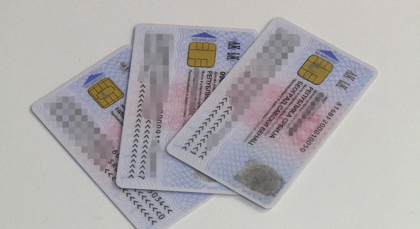 Valaki törvénytelen módon próbálja külföldi szavazásra bejelenteni a polgárokat