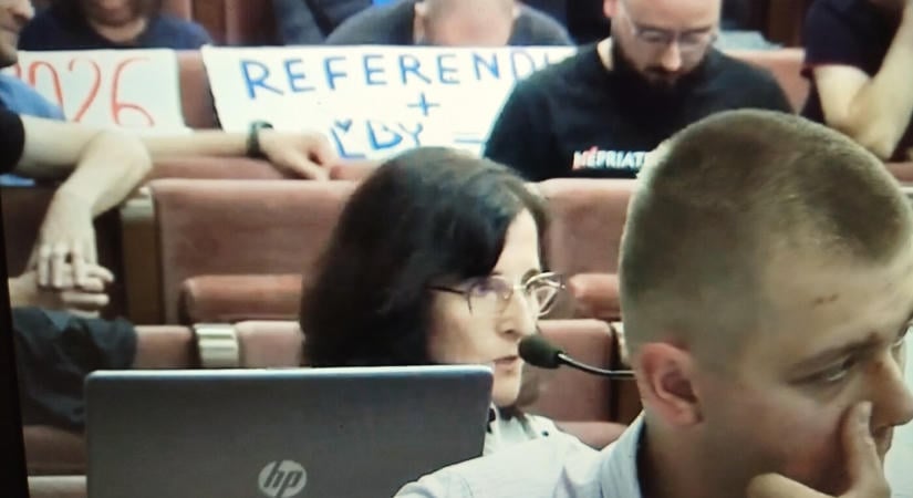 Elutasították az eredeti javaslatot: nem a választásokkal együtt lesz a népszavazás Vágsellyén