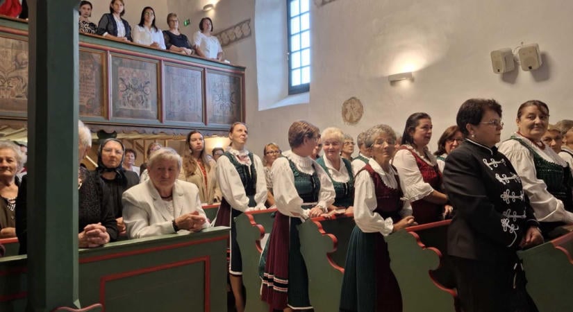Jubileumi hálaadó istentiszteletet tartottak Magyarlapádon