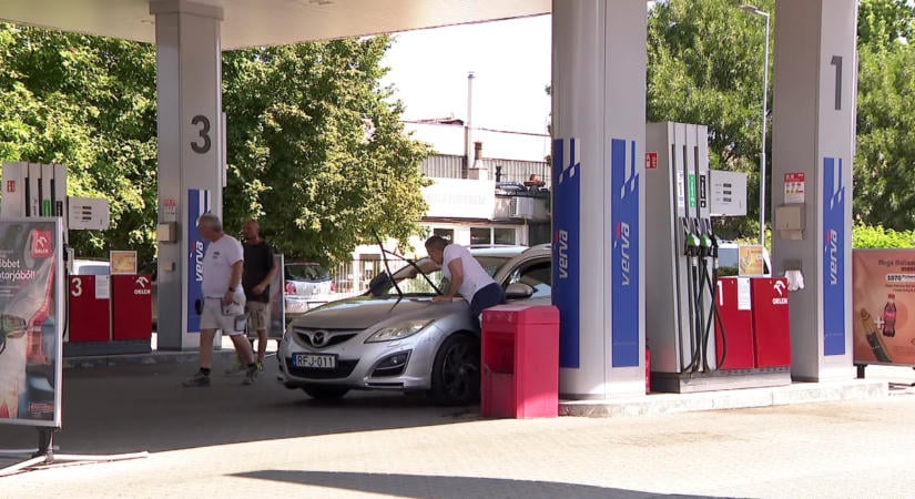 Nem támogatta a Tisza a Fidesz javaslatát a védett üzemanyagárakról
