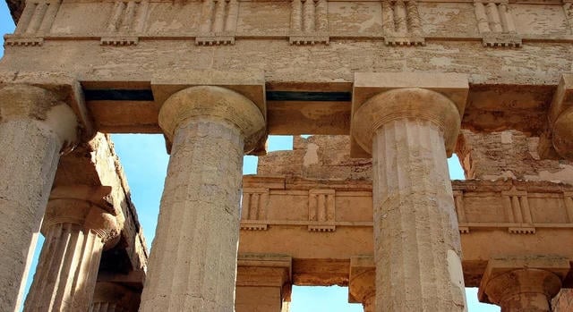 Rítusok helyszínei lehettek az ókori görög templomok tetőterei