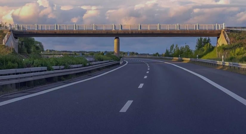 Áttörés a tolnai közlekedésben: új fejezet nyílik Dombóvár és a szomszédos megye kapcsolatában