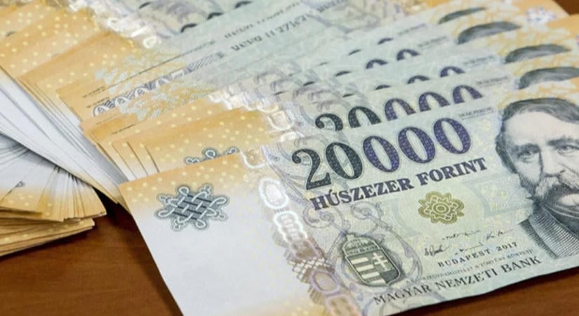 Benyújtotta a jövő évi adótörvényeket az Országgyűlésnek a kormány