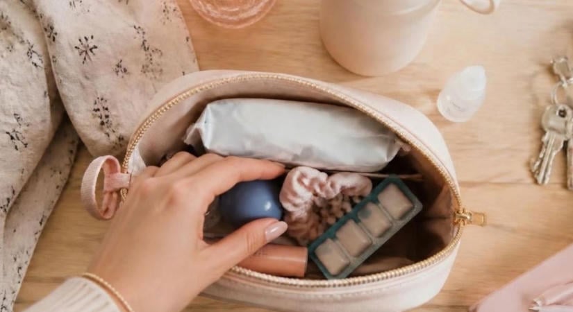 Menopauza-túlélőkészlet: 10 dolog, ami mindig legyen a táskádban