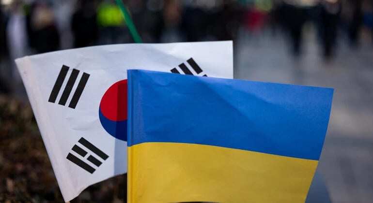 Dél-Korea visszahívja ukrajnai nagykövetsége személyzetének egy részét