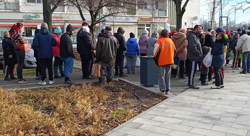 Ismét ételosztásra készül a Kéretlen Figyelem Debreceni Nők Közéleti Egyesülete