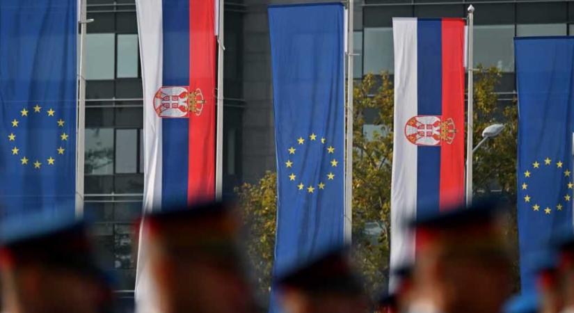 Uniós biztos: Szerbia egyértelműen rendelkezik uniós csatlakozási perspektívával