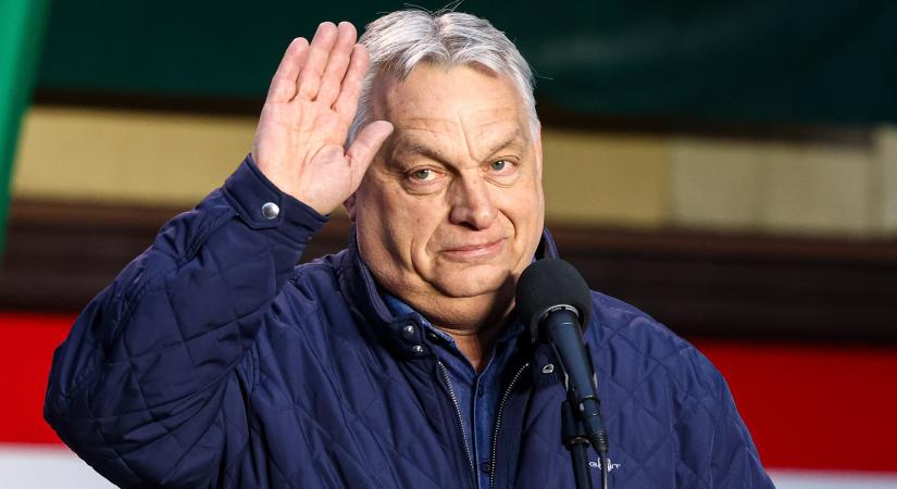 Így szurkol a foci vb-n Orbán Viktor, miközben szerinte a demokrácia Magyarországon a végnapjait éli