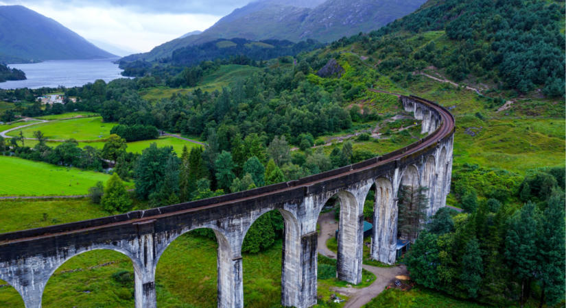 Kegyetlenül kiakadtak a rajongók: máris áll a bál az új Harry Potter-sorozat körül