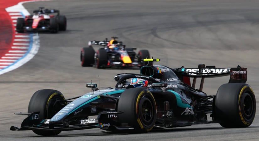 Elmaradt a bajnokavatás, de már csak 2 pont választja el Antonellit, hogy az F1 legfiatalabb világbajnokává váljon