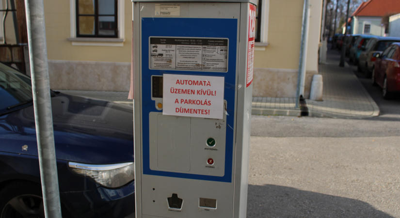 Öt napon át ingyenes lesz a parkolás Esztergomban