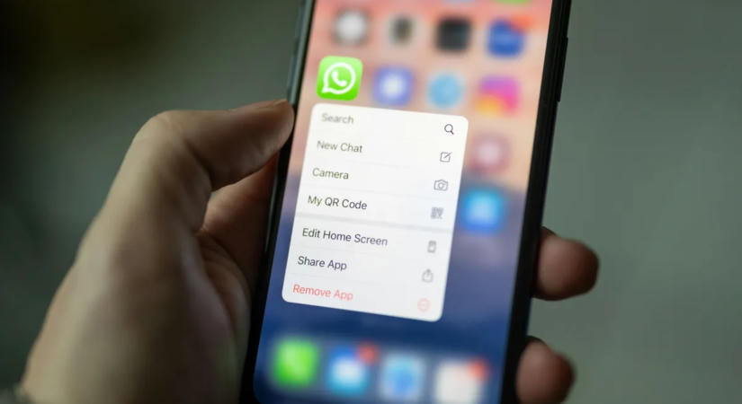 Fizetős lesz a WhatsApp szolgáltatása, ez sokaknak fájni fog