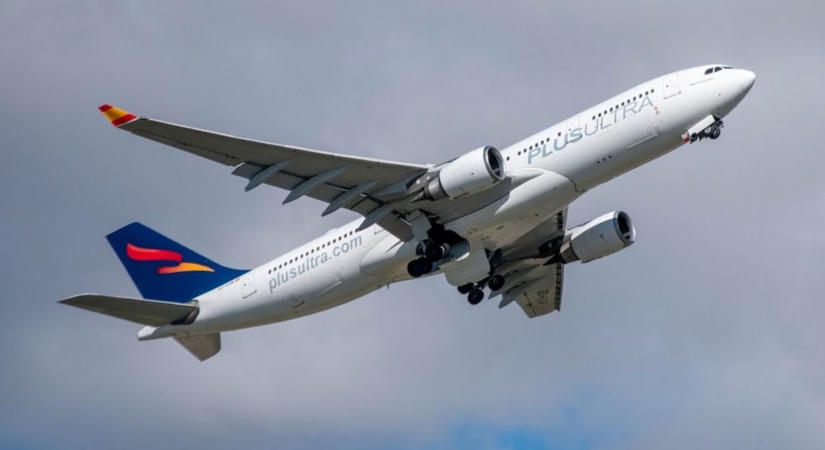 Hatalmas Airbus repült át a vármegye felett, különös útvonalat járt be