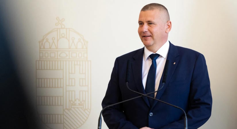 Ötmilliárd forint a laktanyák korszerűsítésére  VIDEÓ
