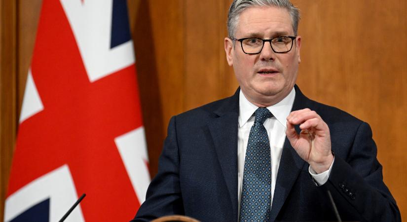 Keir Starmer a brit kormány és a Munkáspárt éléről is lemondott