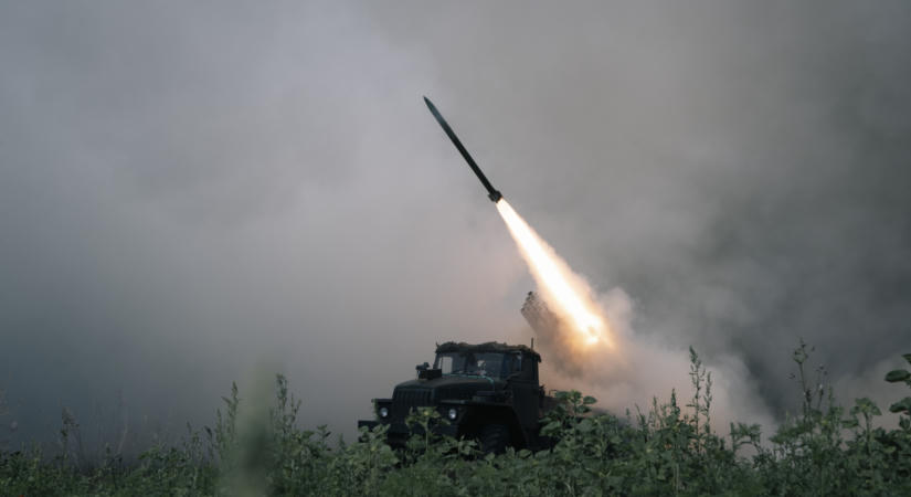 Elitklubba lép be Ukrajna, hatalmas robbanást előztek meg a NATO repterén – Ukrajnai háborús híreink pénteken