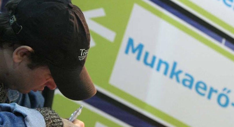 Rossz hír az álláskeresőknek: lassan Budapesten is elfogy a munka, bár a cégeknek is van bajuk