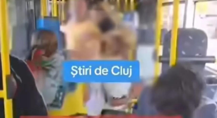 Kalapácsot rántott egy nő a trolibuszon, elszabadult a pokol Kolozsváron – videó