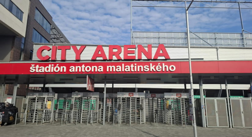 Vihar előtti csend: magyargyűlölők otthonában játszanak Szoboszlai Dominikék