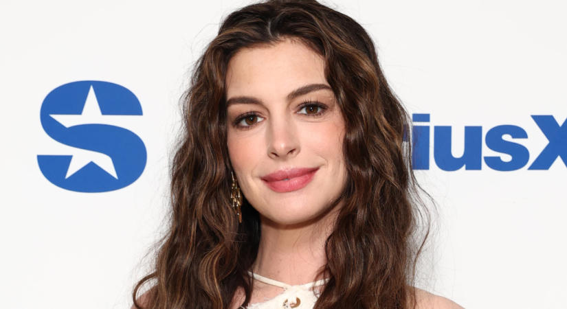 Anne Hathaway elárulta, mikor érkezhet harmadik gyermeke